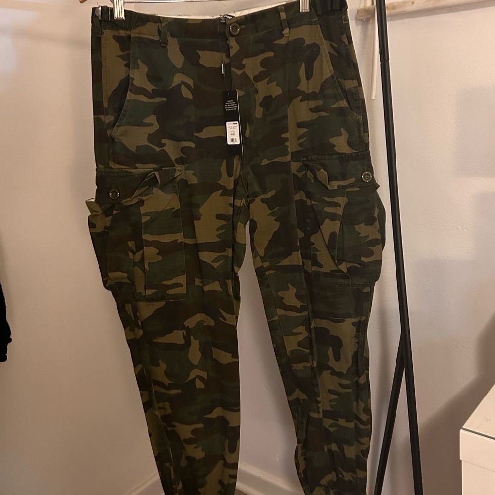 Fashion Nova camo jogger pants